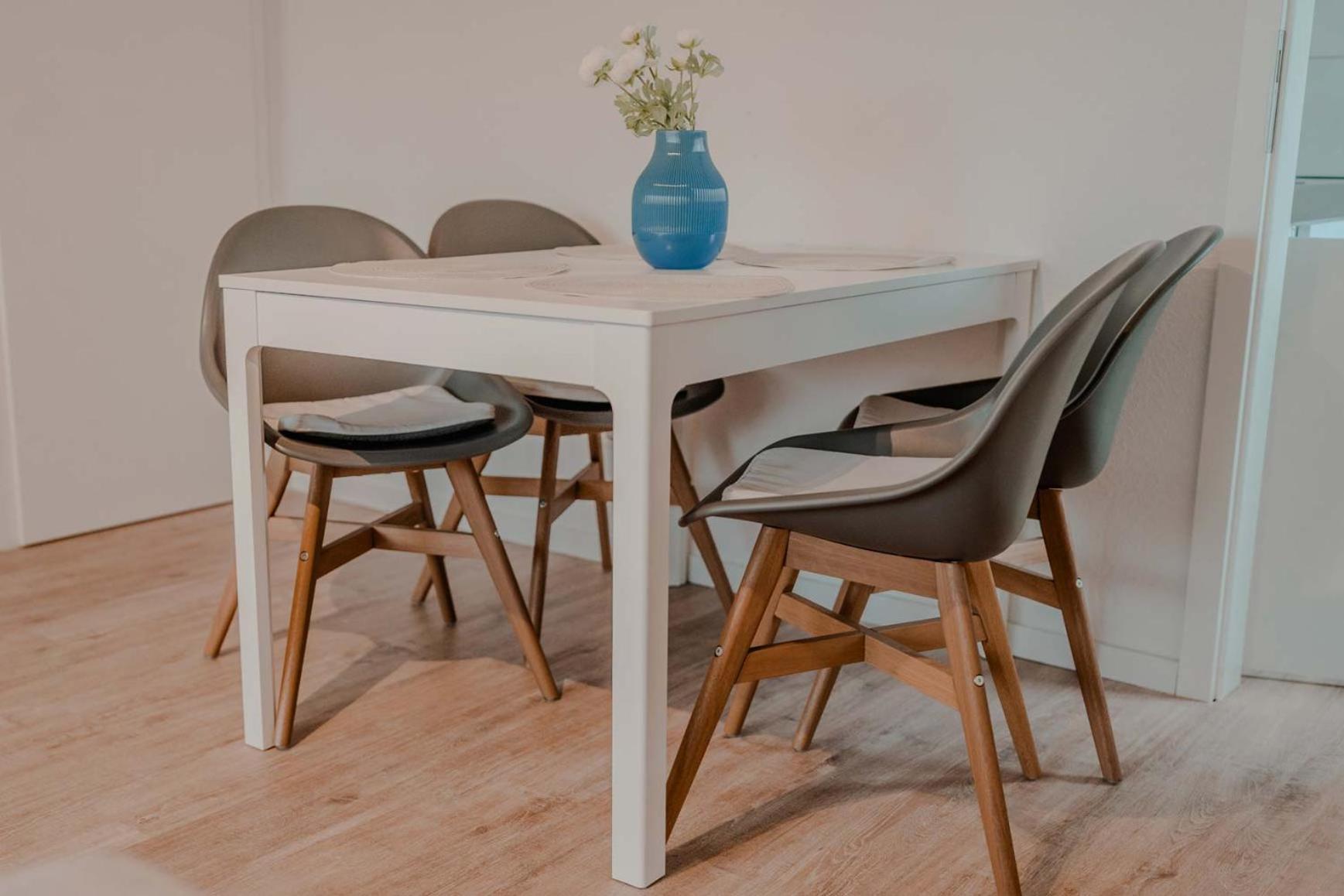 Apartment Mit Kueche, Arbeitsplatz Und Xxl Sofa Neuss Exteriör bild